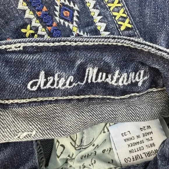 Cowgirl Tuff Jeans Women's 24x33 (0) Blue Aztec Mustang Boot Cut Embroidered - Picture 7 of 16